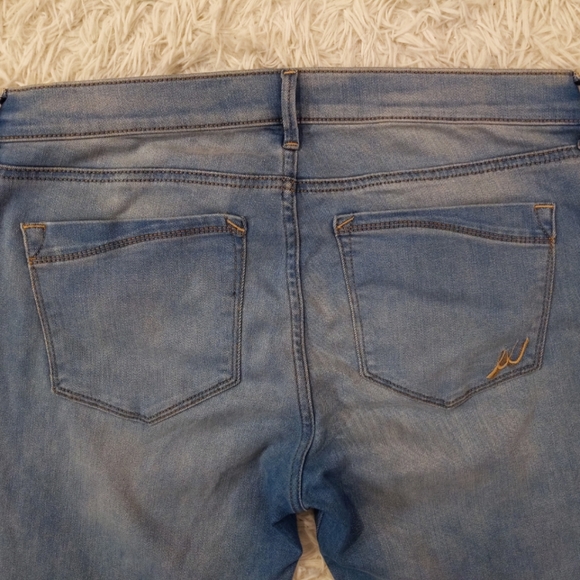 Express Women's Mid Rise Jegging Size 12 Regular - Picture 6 of 10